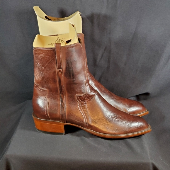 NWT'S Lucchese Classics Handmade Cowboy Boots - Picture 3 of 11